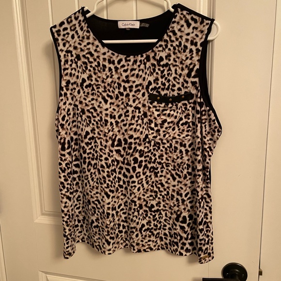 Animal print top - Picture 2 of 4